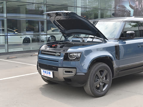 2023�� 110 3.0T P400 X-DYNAMIC HSE