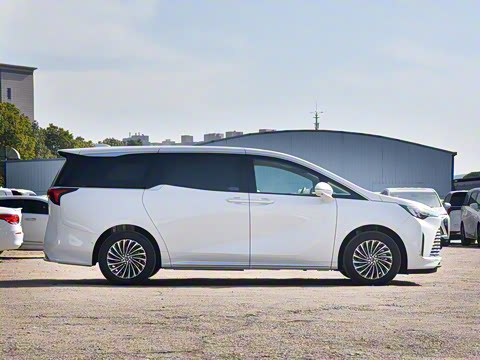 2025�� 2.0T ����������