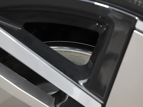 2025�� Ultra ������