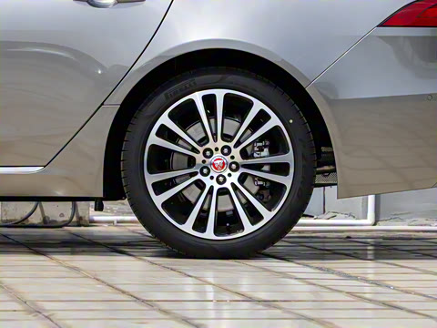 2021�� XFL 2.0T P250 ��������������