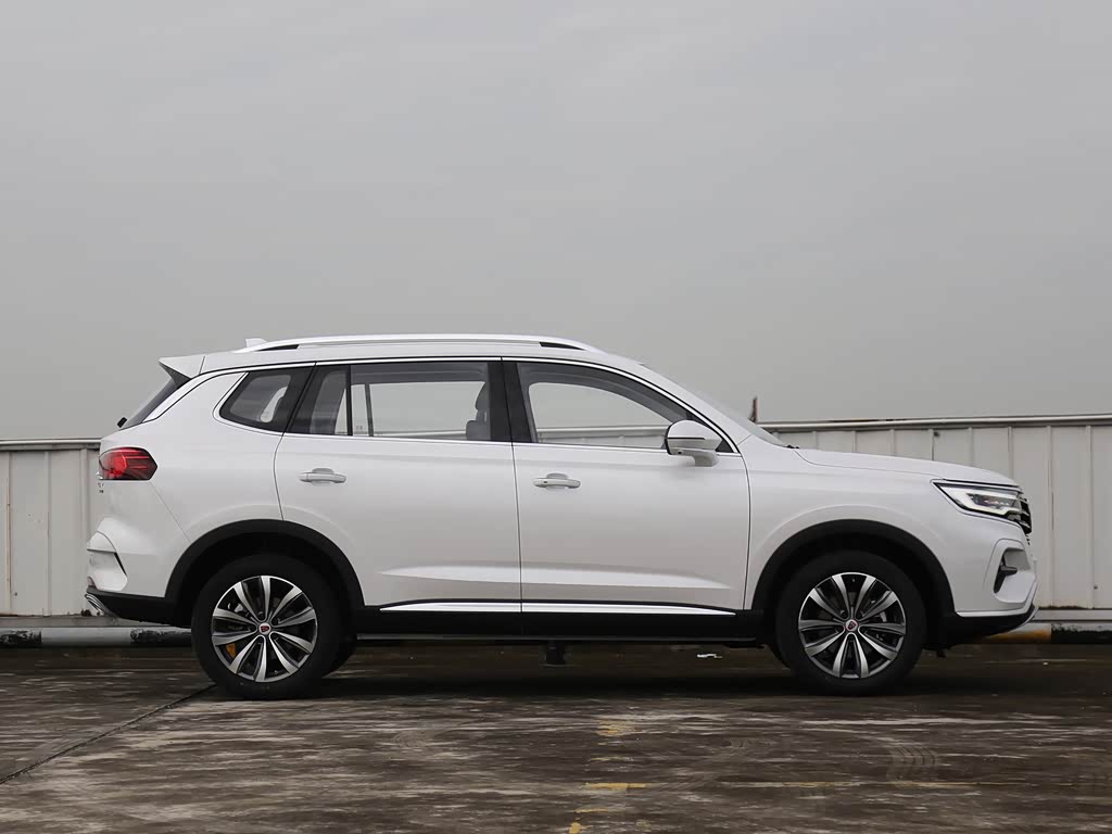 Roewe RX5 Max I, Внедорожник 5 дв.: фото поколения