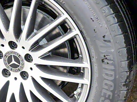 2025�� �Ŀ� GLC 300 L 4MATIC ������ 5��