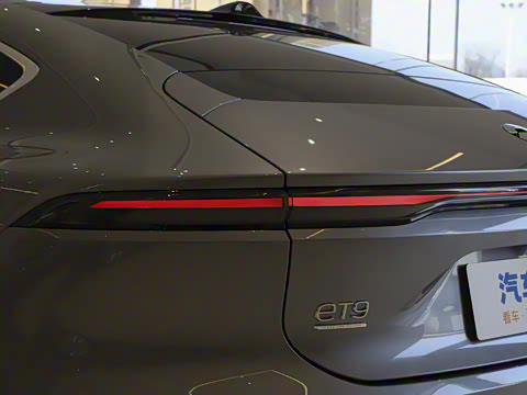 2025�� 102kWh ǩ����