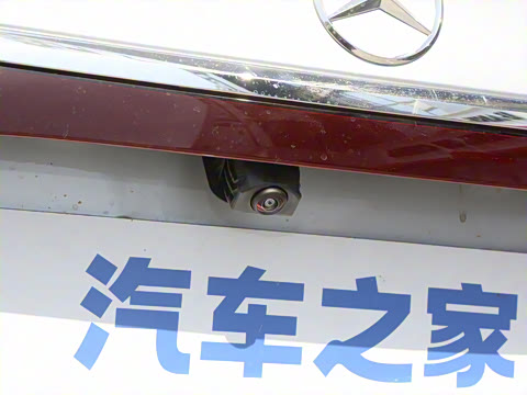 2025�� �Ŀ� E 300 L ʱ����