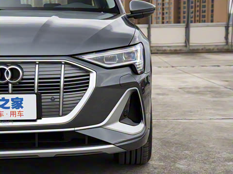 2021�� 50 quattro ������