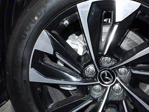 2023�� 2.5L ���а�