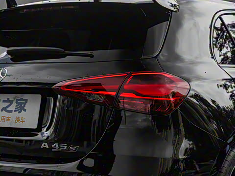 2024�� �Ŀ� AMG A 45 S 4MATIC+