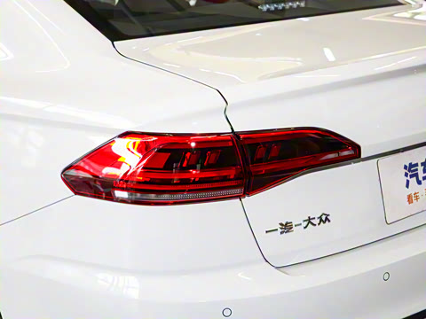 2025�� 280TSI DSG���а�