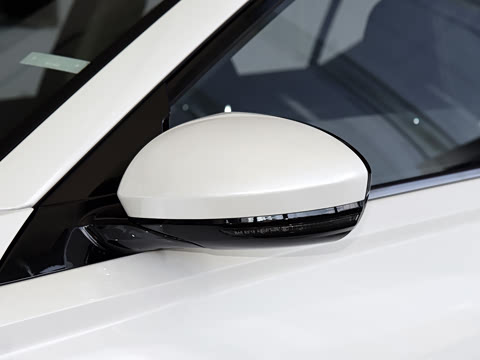 2020�� �Ŀ� 2.0L XL Upper ���а�