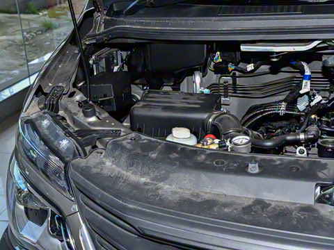 2024�� M5 1.6L ��׼��7��CNG