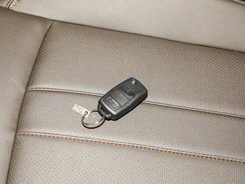 2024�� 2.0L �ֶ��м�Ӫ�˾�Ӣ��CNG 7��