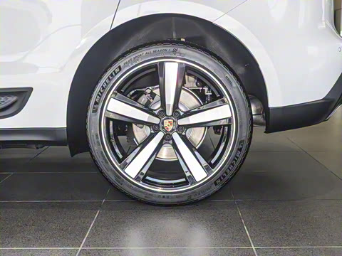 2025�� Macan 2.0T ���ΰ�