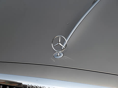 2025�� �Ŀ� S 680 4MATIC