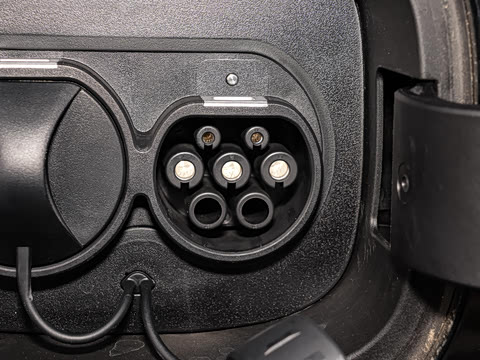 2025�� DM 215KM�����״��콢��