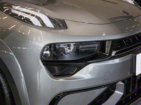 2022�� 2.0TD Plus