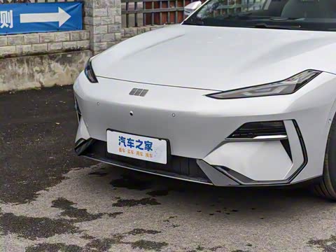 2025�� 700km Զ���Ǽݰ�