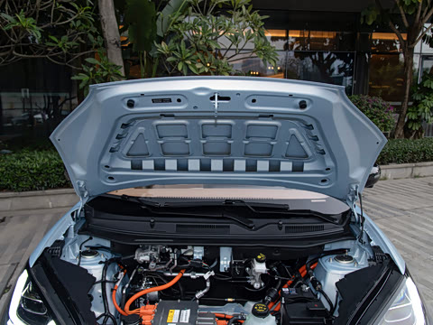 2025�� 410km ��Ϭ������