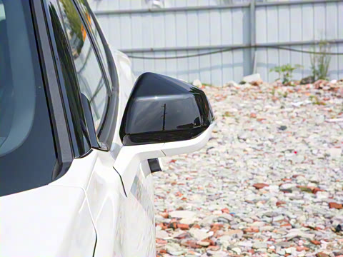 2022�� �Ŀ� EcoBoost 245 ST-Line