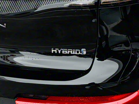 2023�� 2.4T SportCross HEV���������