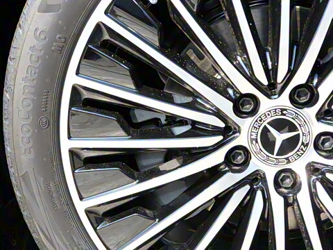 2025�� CLE 300 4MATIC �����ͽ��ܳ�