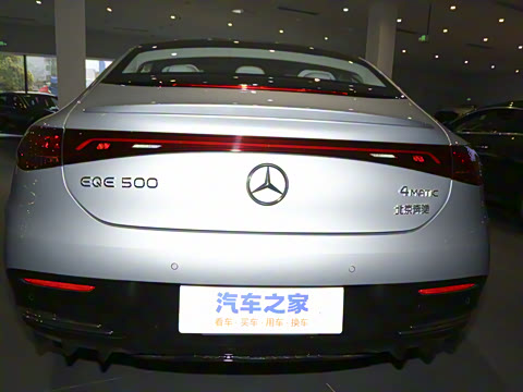 2025�� 500 4MATIC ������