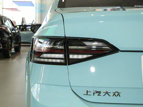 2025�� ���� 1.5L ������Ը��