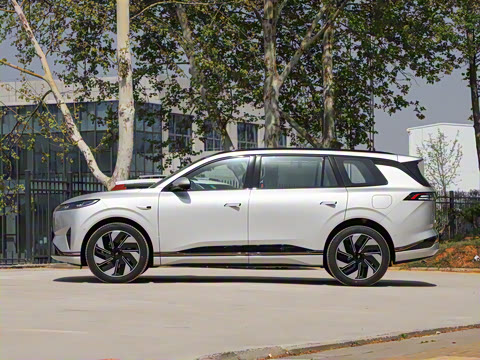 2025�� 210Max�Ǽݰ� 6��