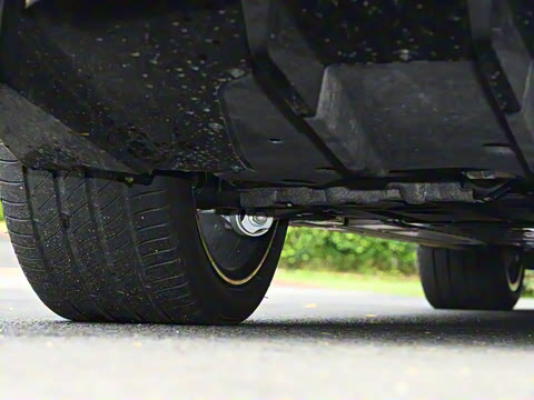 2025�� 75kWh Touring