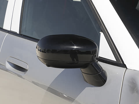 2025�� JOHN COOPER WORKS