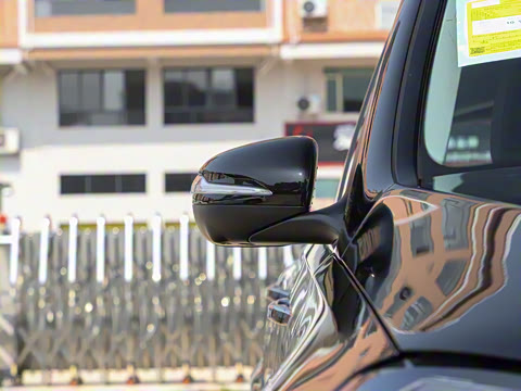 2022�� GLS 450 4MATIC ������