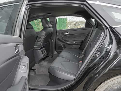 【图】亚洲龙 2022款 双擎 2.5l 豪华版报价_图片_丰田_汽车之家