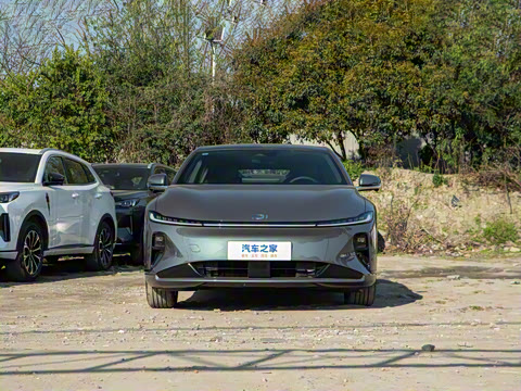 2025�� �������̰� 140��Ӣ��