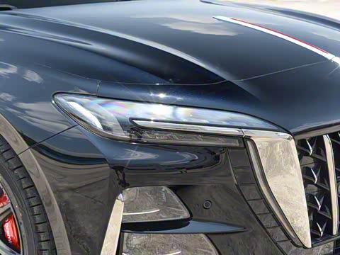 2025�� 2.0T ���а�