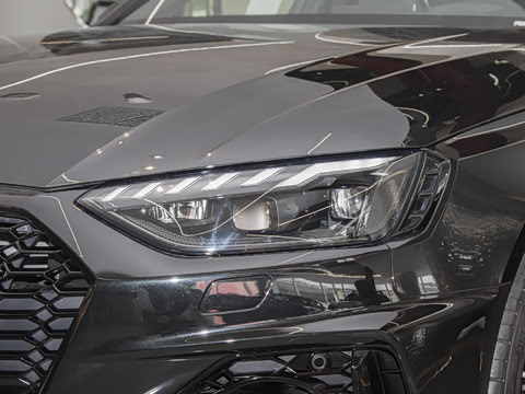 2024��  RS4 Avant �����