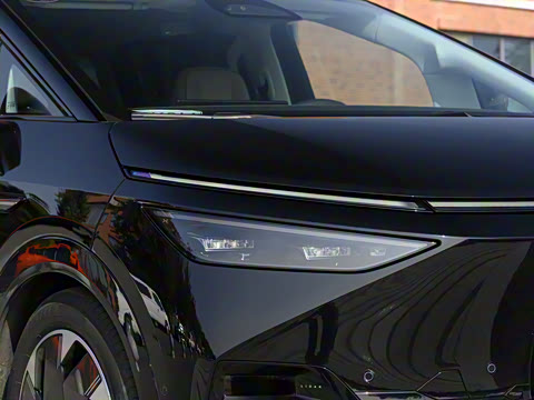 2024�� 702��������Max