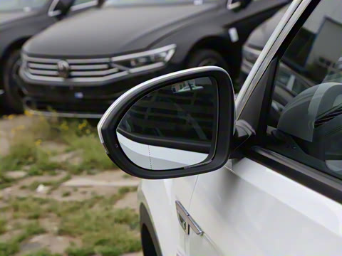 2025�� �Ŀ� 300TSI DSG���������