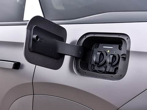 2025�� 1.5T 106KM������ 5�� ��Ԫ�