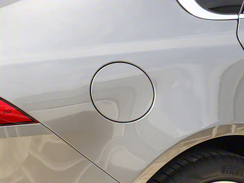 2021�� XFL 2.0T P250 ��������������