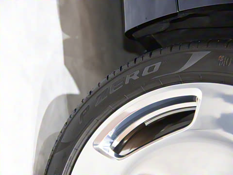 2023�� S 680 4MATIC ���ĸ߶��׷���˫ɫ