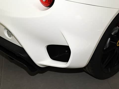 2019�� GT410 Sport