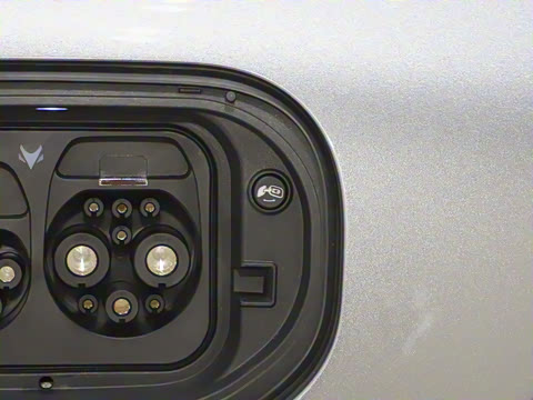 2025�� 560MAX 185kW