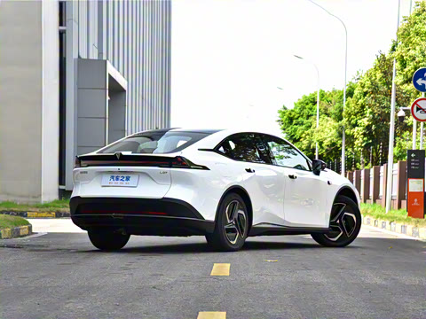 2025�� 530UltraǬ���Ǽ�ADS SE�����