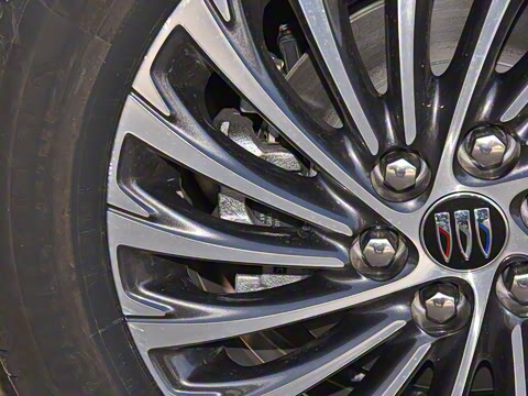 2025�� 2.0T ����������