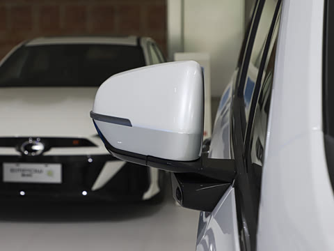 2025�� Ǭ��ϵ�� Ultra ͷ�Ȳ�