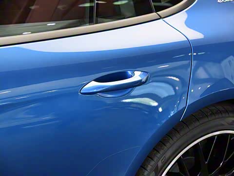 2019�� Panamera �����ӳ��� 2.9T