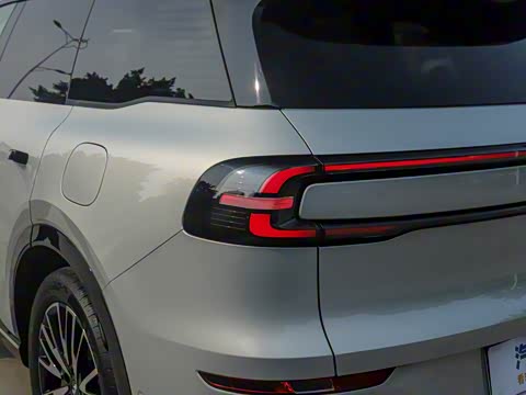 2025�� 215�콢PLUS