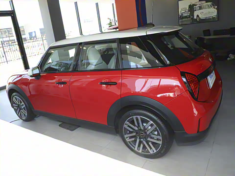 2025�� 1.5T COOPER ������