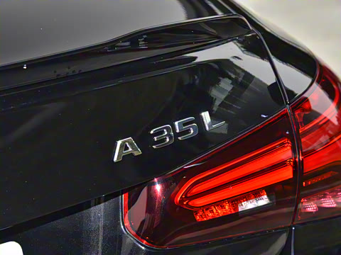 2025�� AMG A 35 L 4MATIC