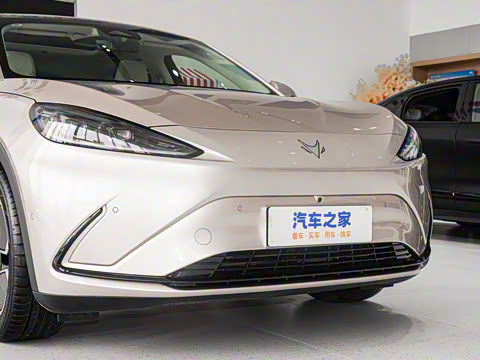 2025�� 735MAX 160kW