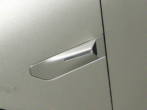 2025�� 95kWh 702km����Halo